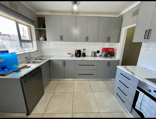 3 BEDROOM HOUSE FOR SALE IN QUELLERIE PARK
